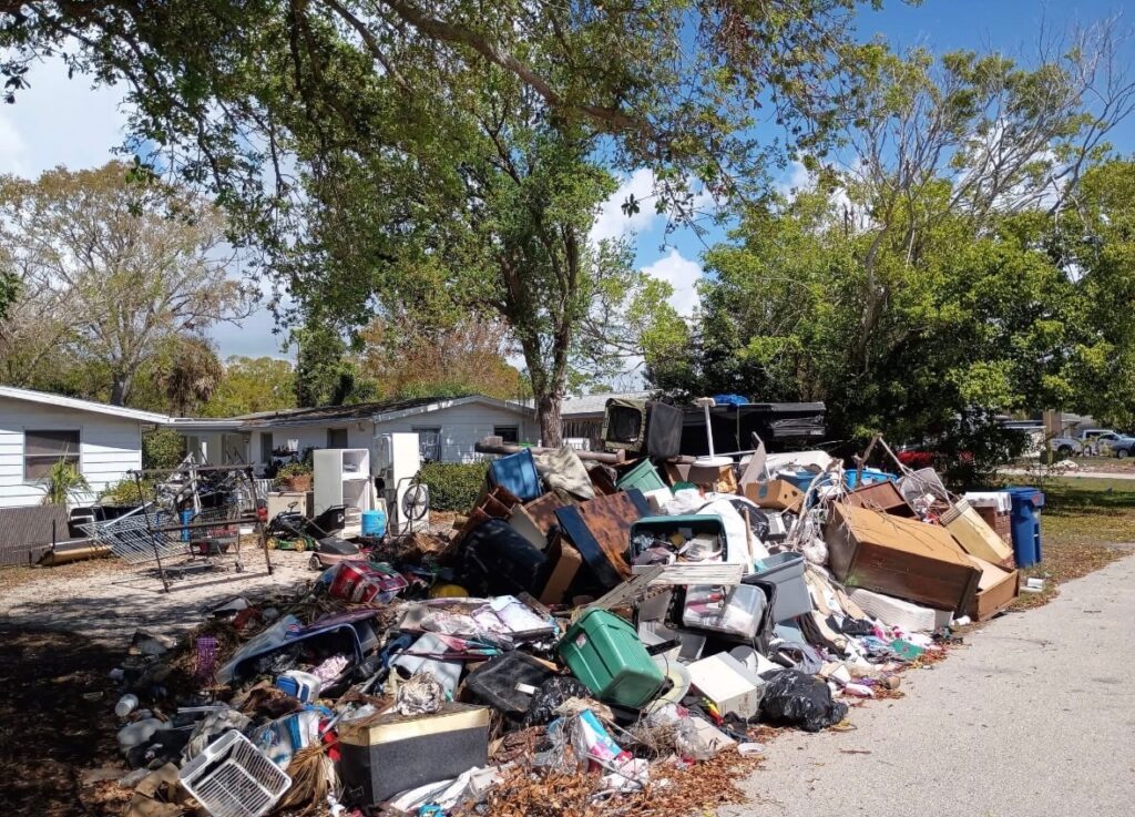 hoarder house in phoenix