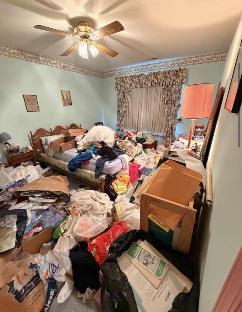 hoarder room